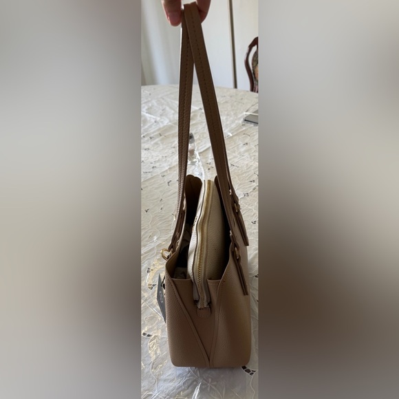 🤎 Neutral Structured Tote – Chic Everyday Handbag (NWT) Nanette Lepore - Picture 5 of 6
